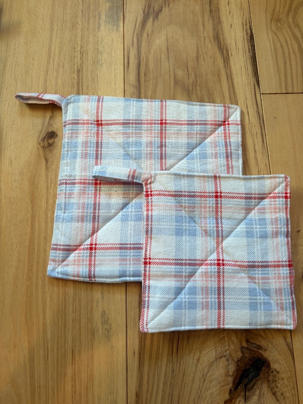 Handmade Reversible Potholders Blue Red Cream Plaid Quilted Hot Pads 2pc